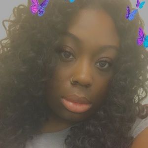 Meet your Posher, Brianna